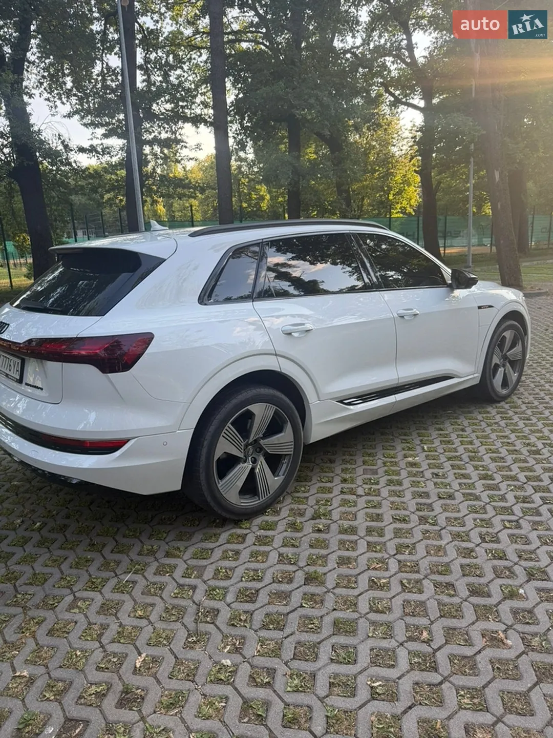 2019 Audi e-tron - мініатюра 4