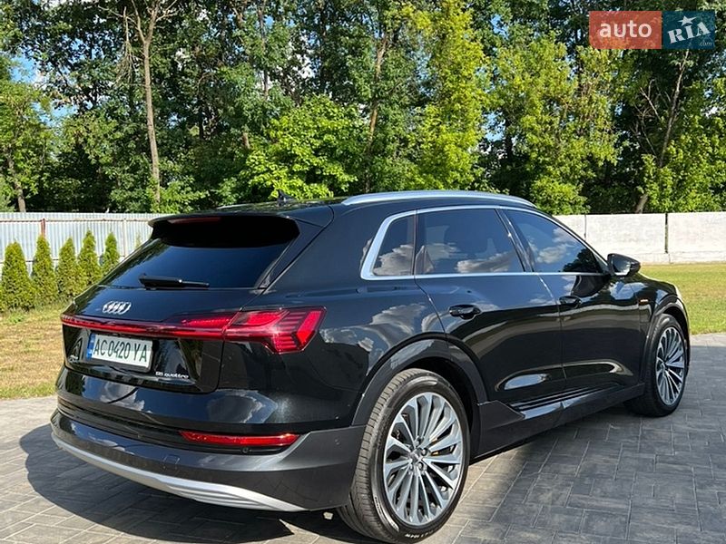 Внедорожник / Кроссовер Audi e-tron 2018 в Луцке