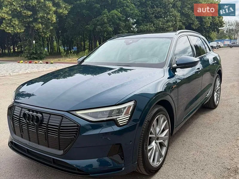 Audi e-tron 2020