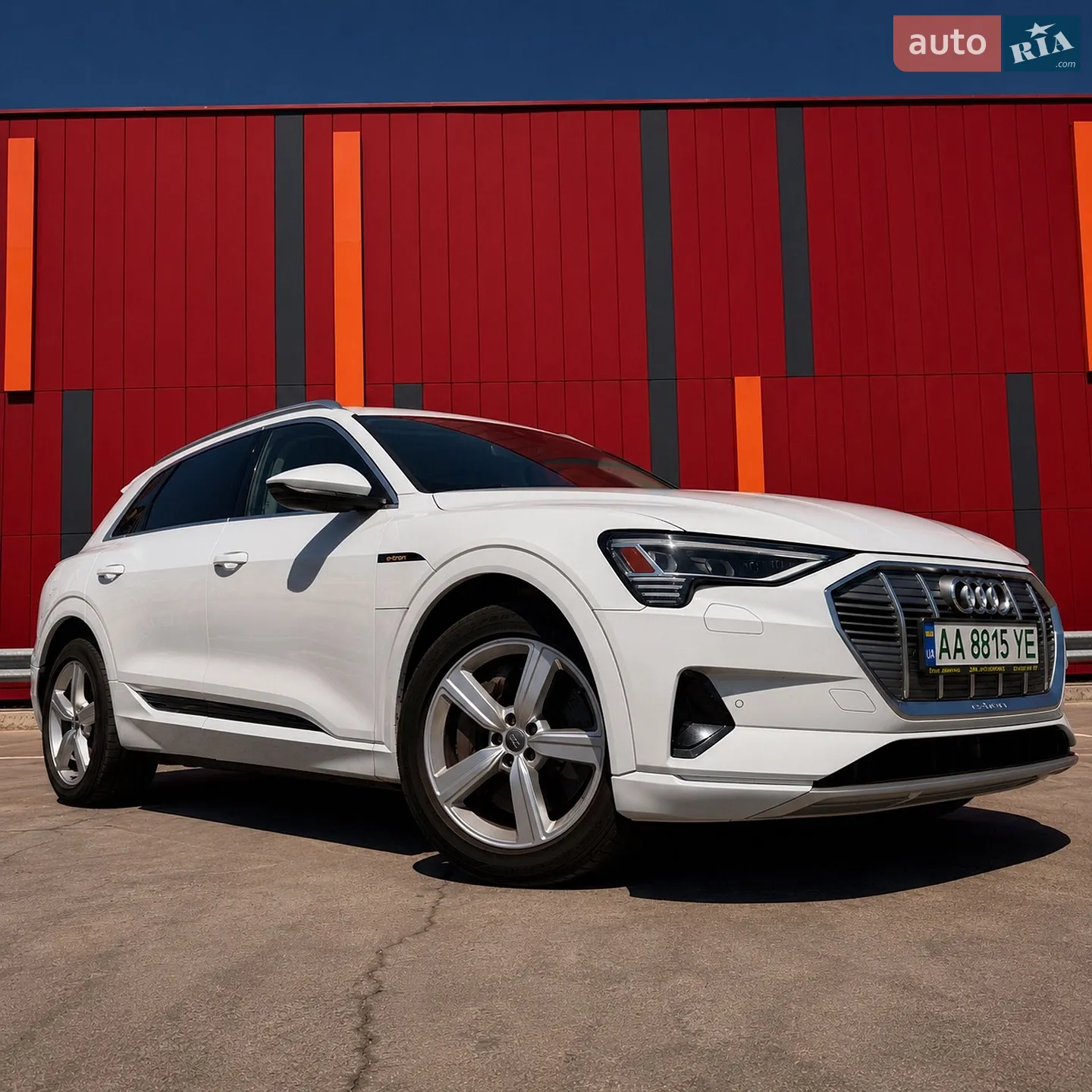 2019 Audi e-tron - мініатюра 12