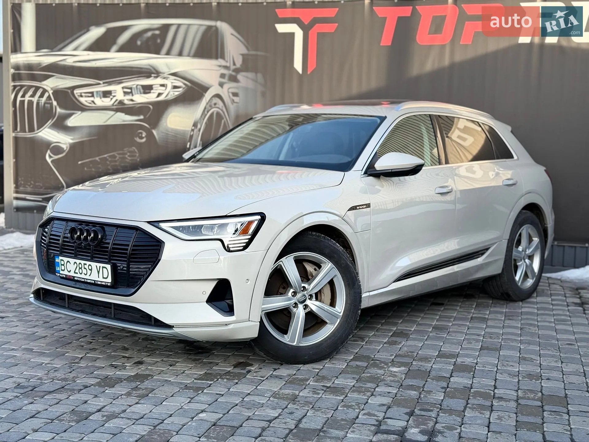 2019 Audi e-tron - мініатюра 5