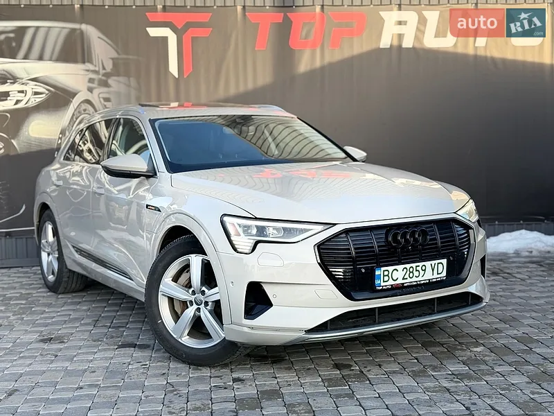 Audi e-tron 2019 VIN WA1LAAGE2KB024948 фото оголошення 6 з 114