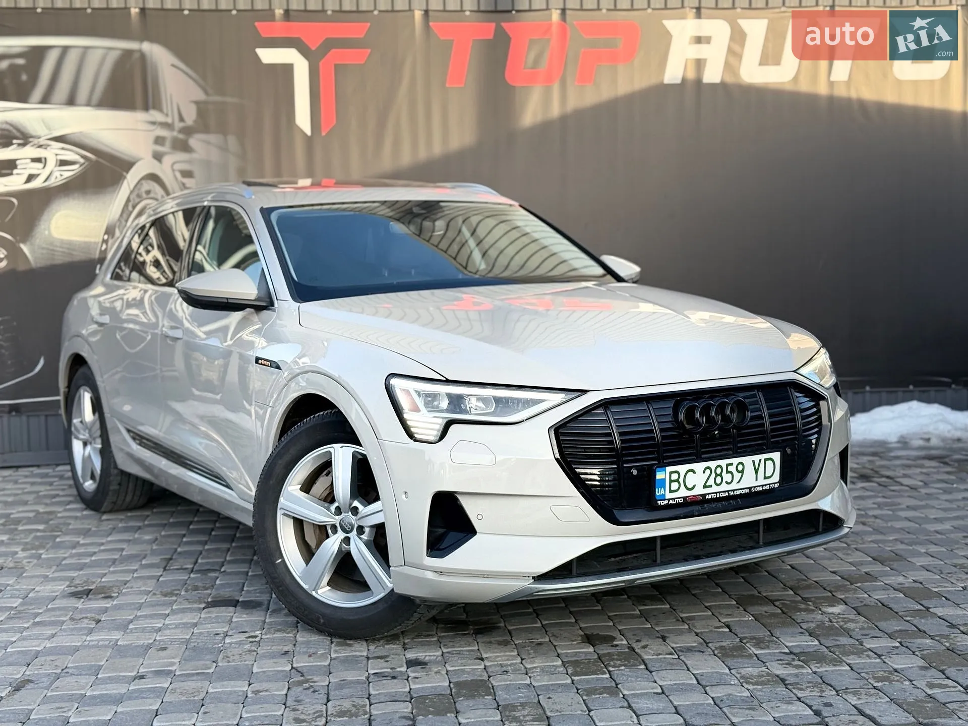 2019 Audi e-tron - мініатюра 6