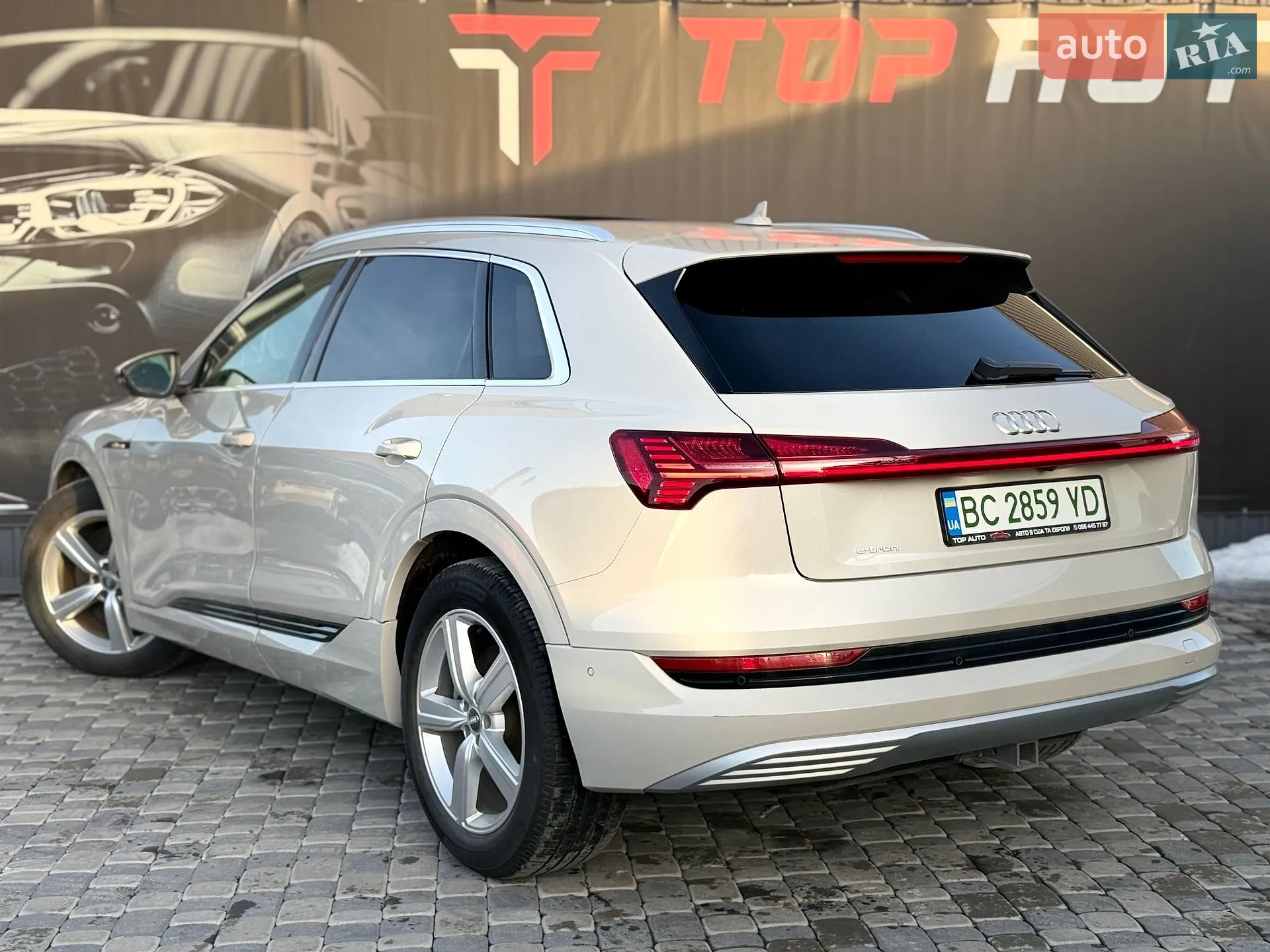 2019 Audi e-tron - мініатюра 18