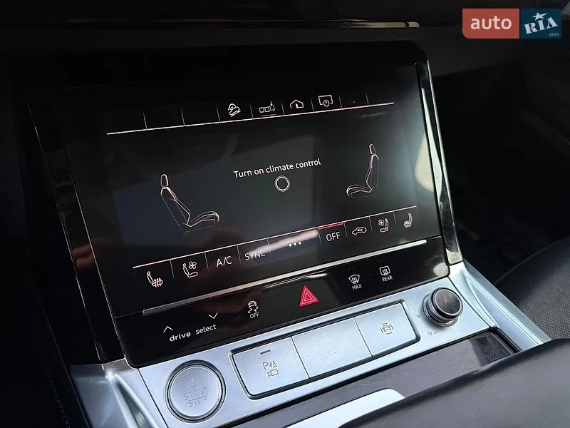 Audi e-tron 2019 VIN WA1LAAGE2KB024948 фото оголошення 43 з 114