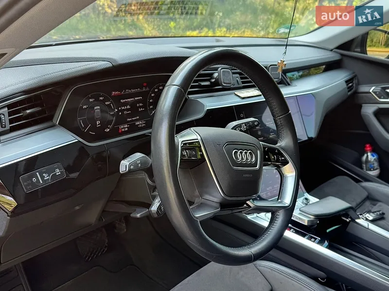 Audi e-tron 2020 VIN WAUZZZGE5LB037022 фото оголошення 30 з 67