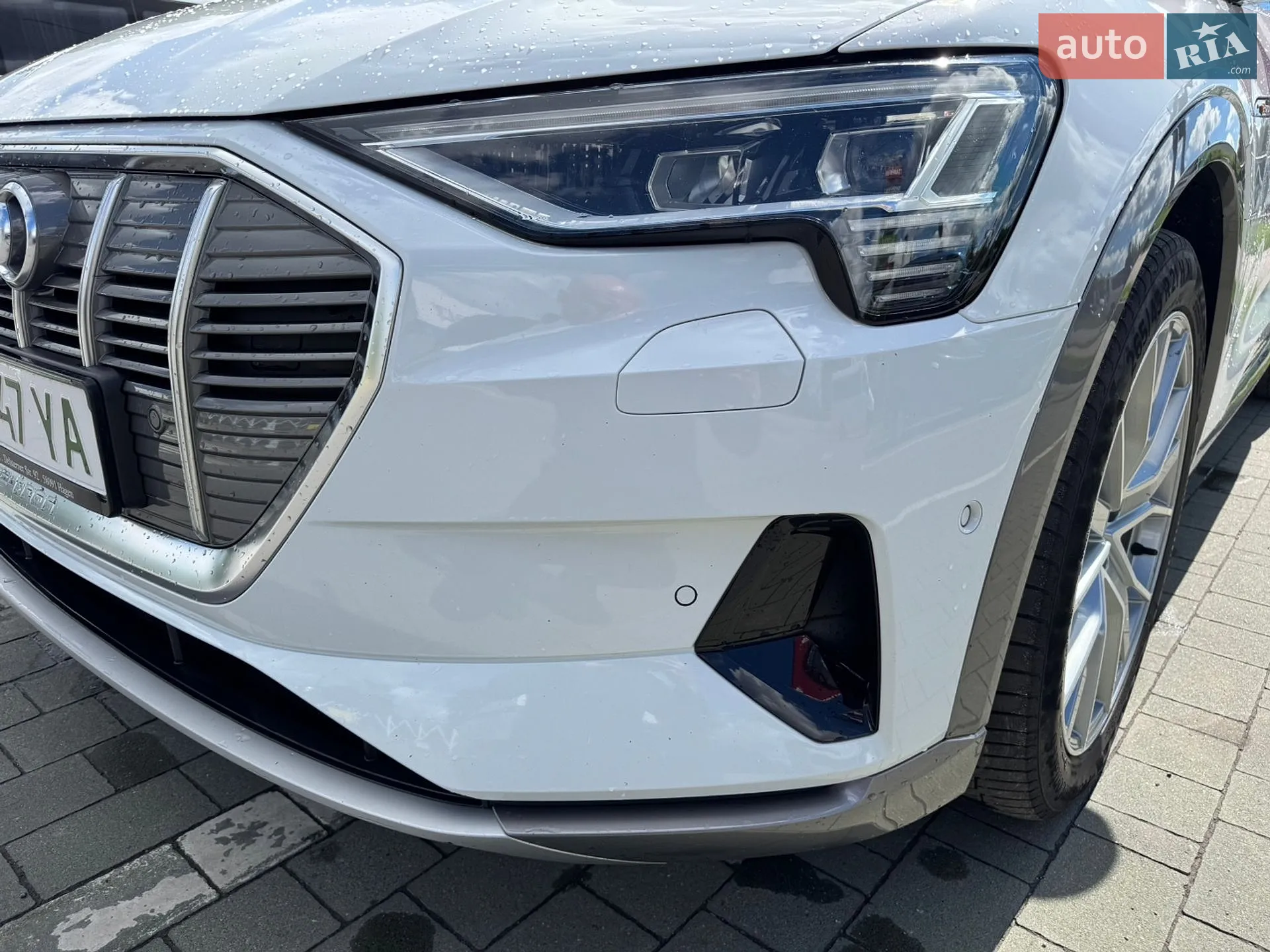 2019 Audi e-tron - мініатюра 11