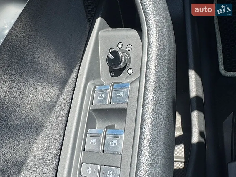 Audi e-tron 2022 VIN WAUZZZGE7NB031984 фото оголошення 20 з 52