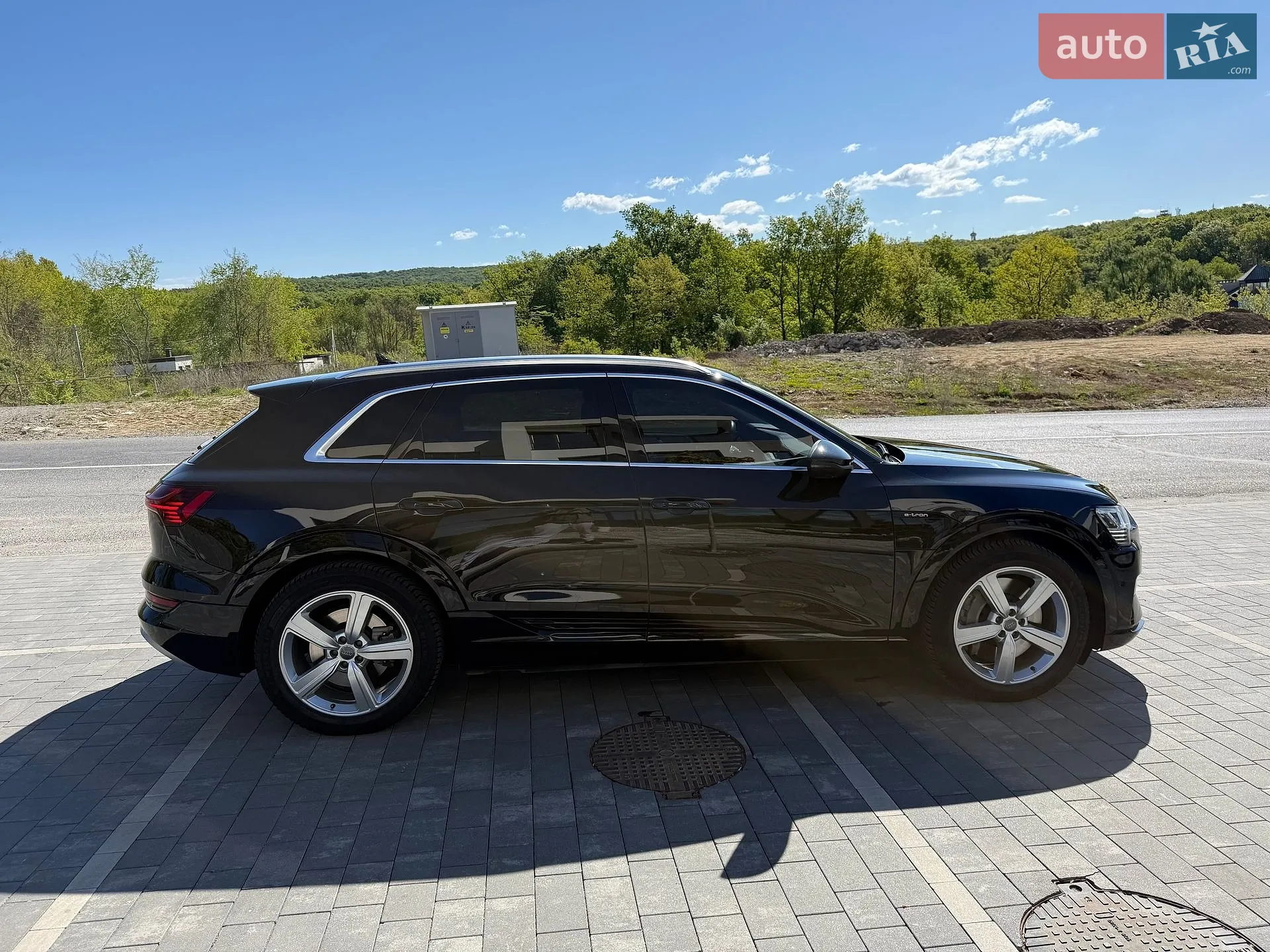 2019 Audi e-tron - мініатюра 12