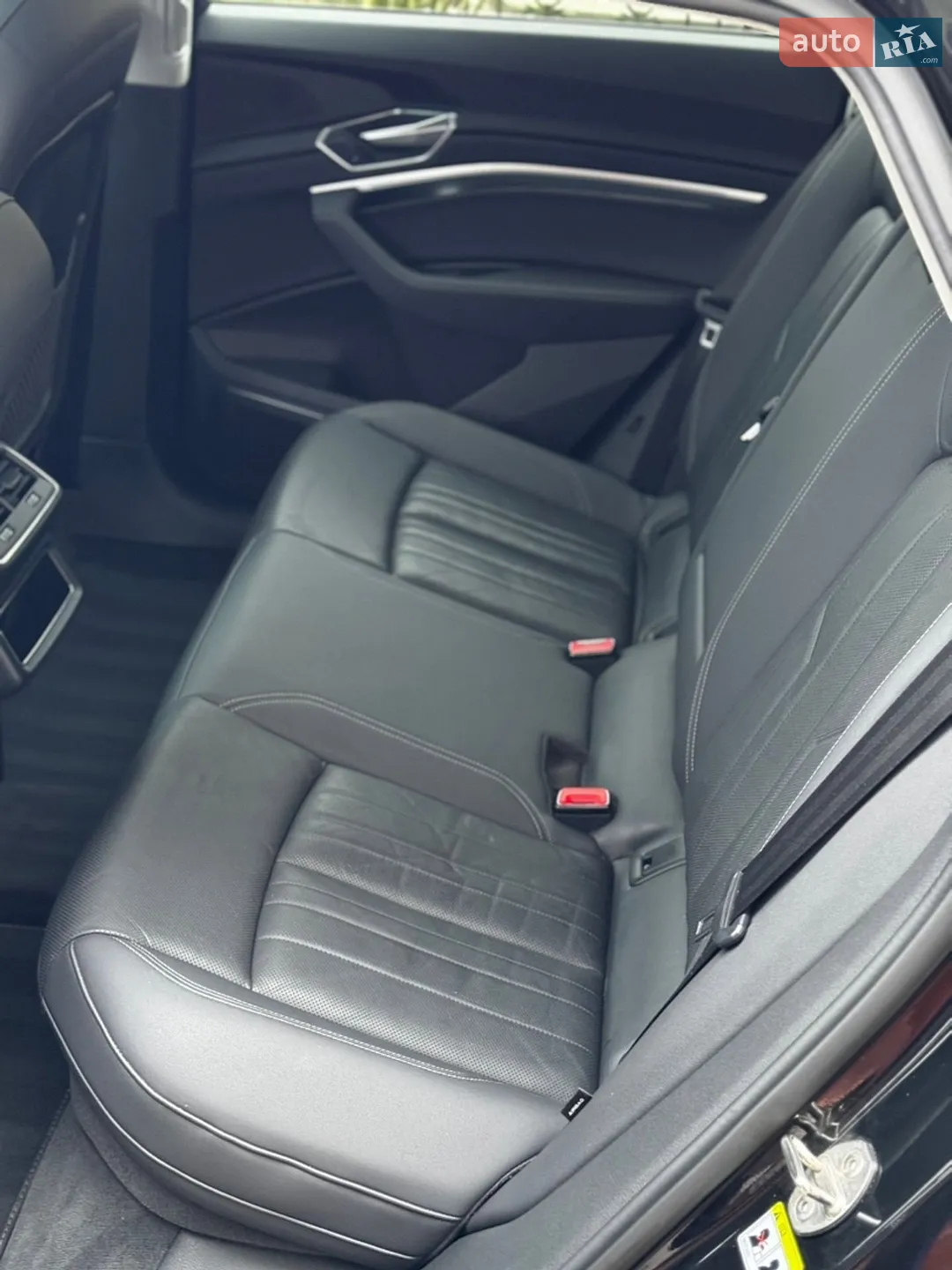 2019 Audi e-tron - мініатюра 42