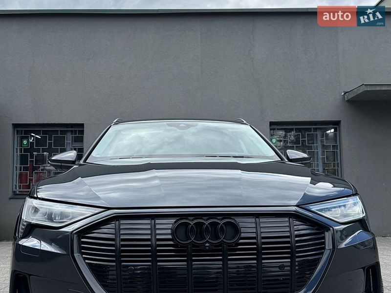 Внедорожник / Кроссовер Audi e-tron 2019 в Львове