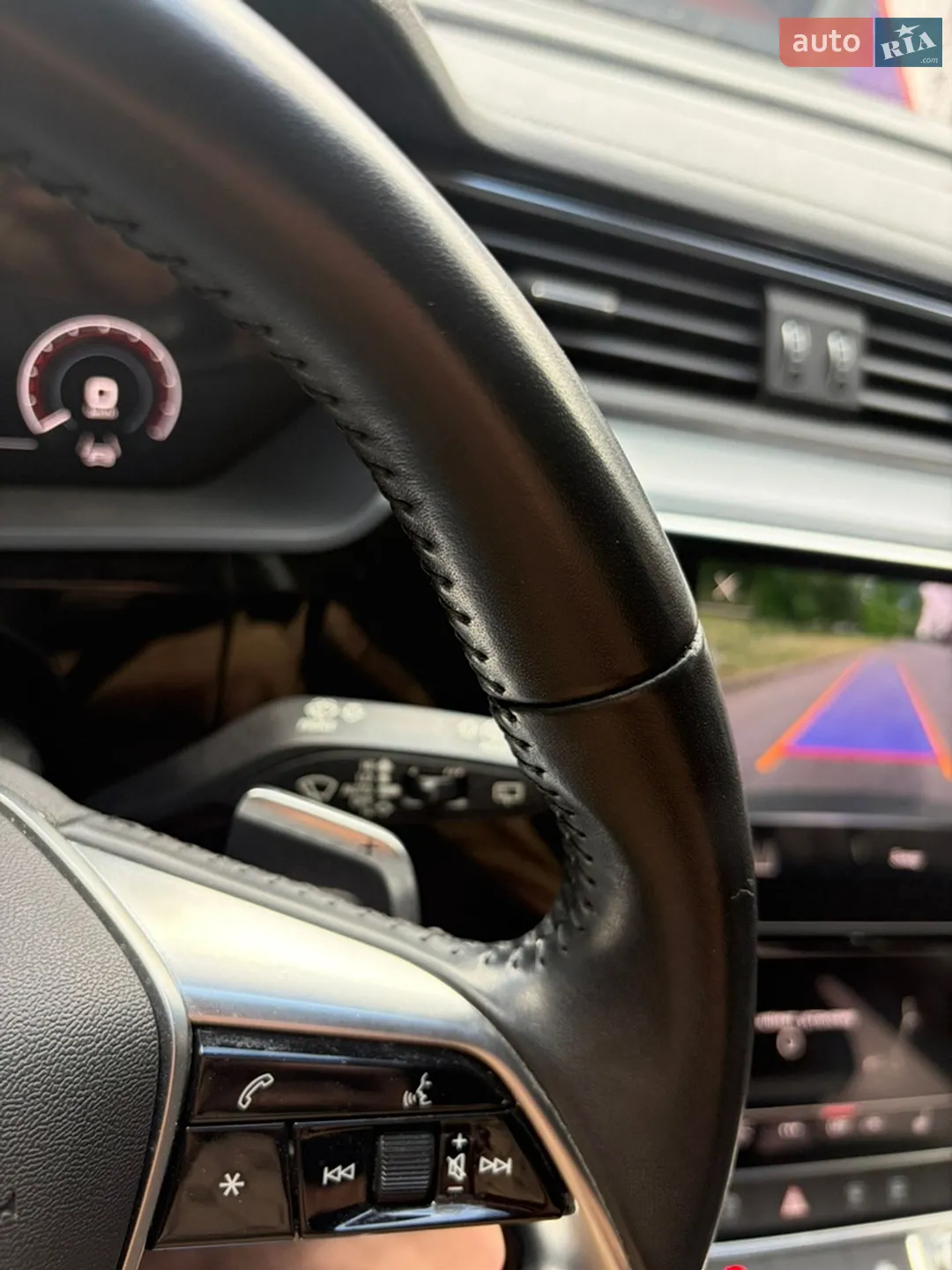 2021 Audi e-tron - мініатюра 21