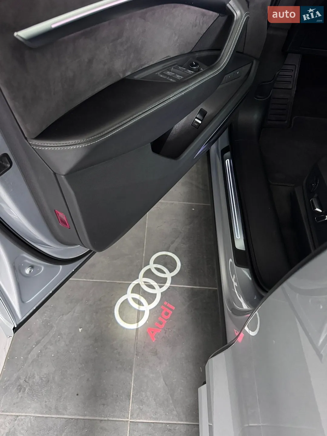 2019 Audi e-tron - мініатюра 35