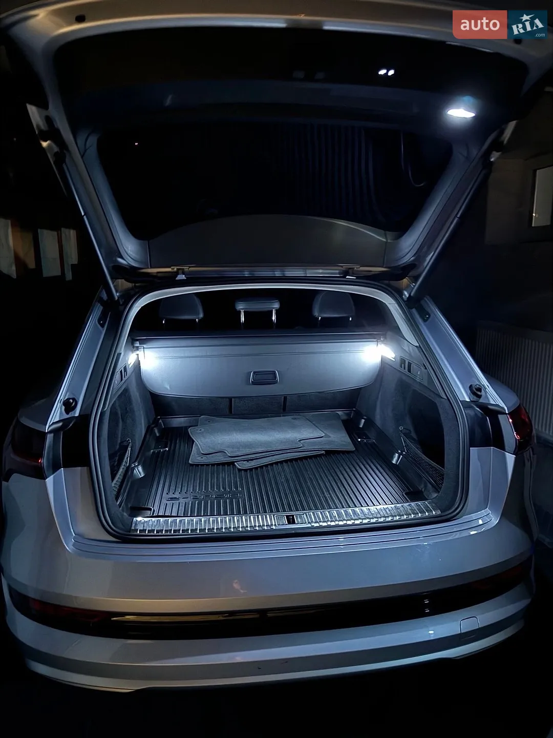 2019 Audi e-tron - мініатюра 40