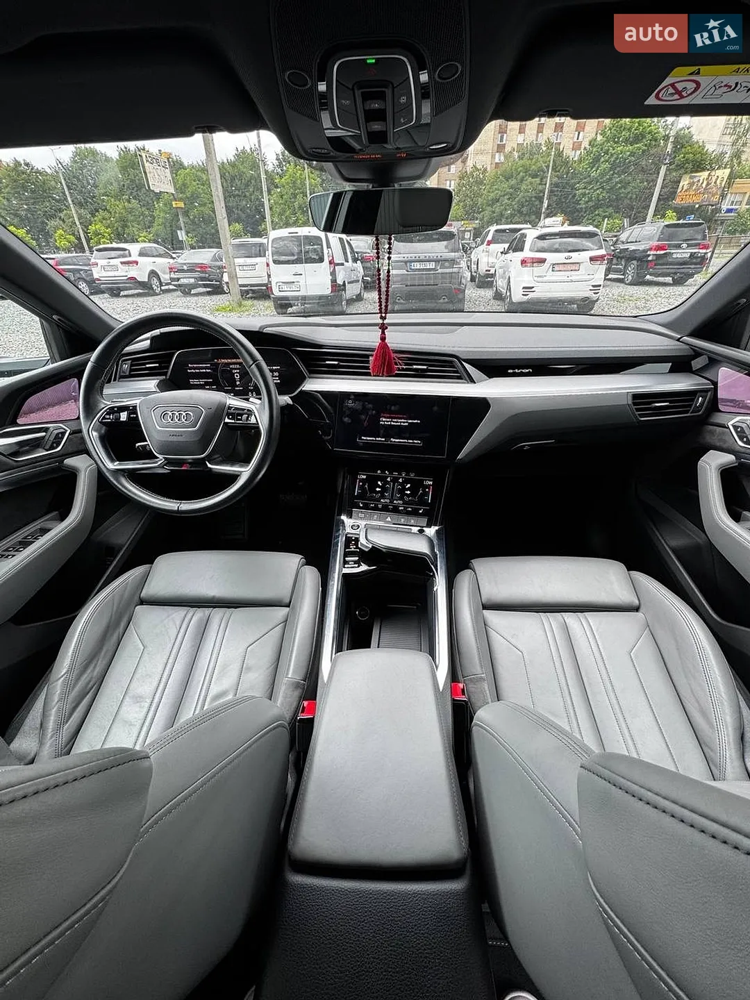 2021 Audi e-tron - мініатюра 10