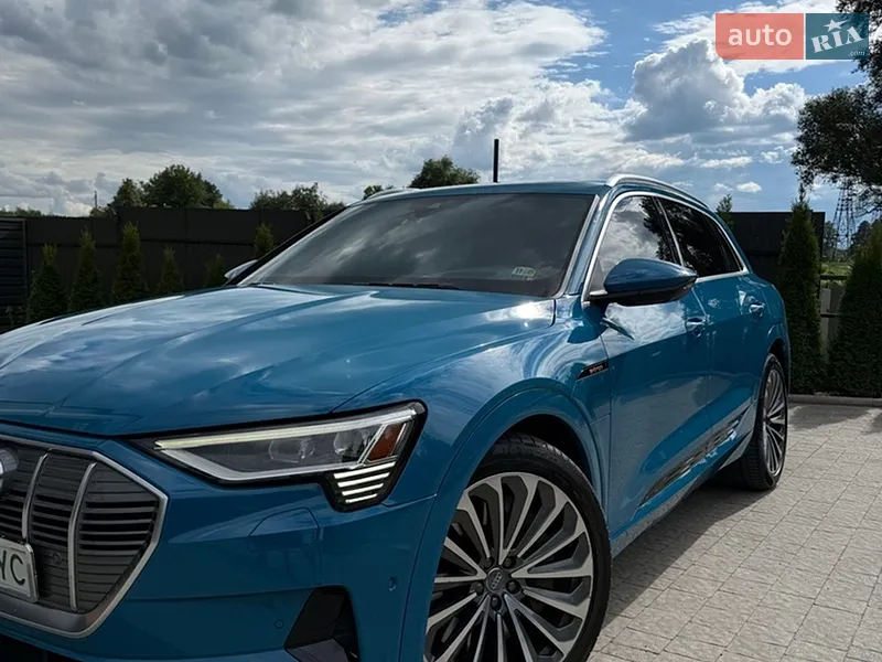 Audi e-tron 2019