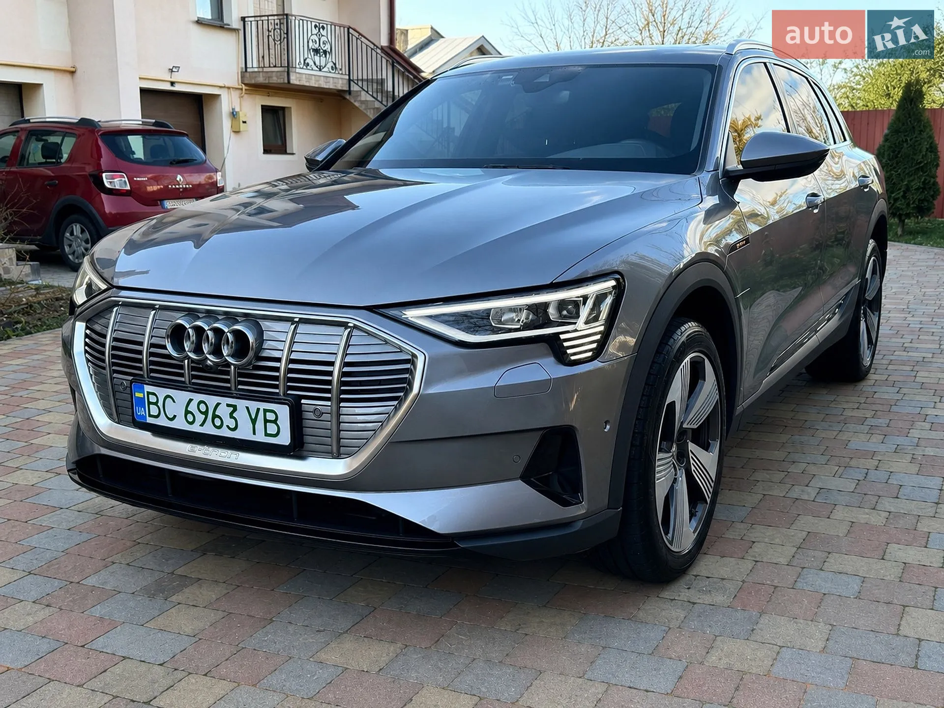 2019 Audi e-tron - фото 1