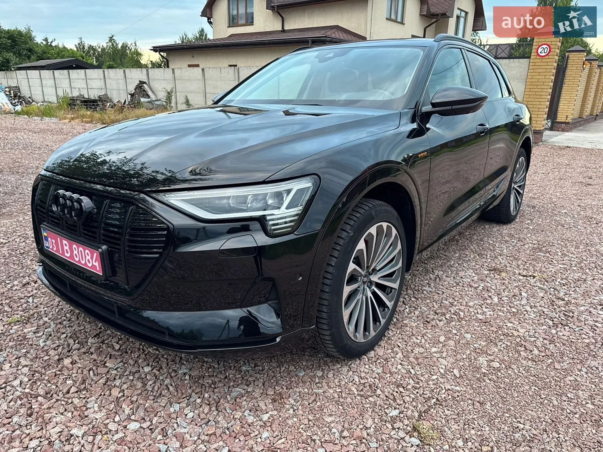2022 Audi e-tron - мініатюра 5