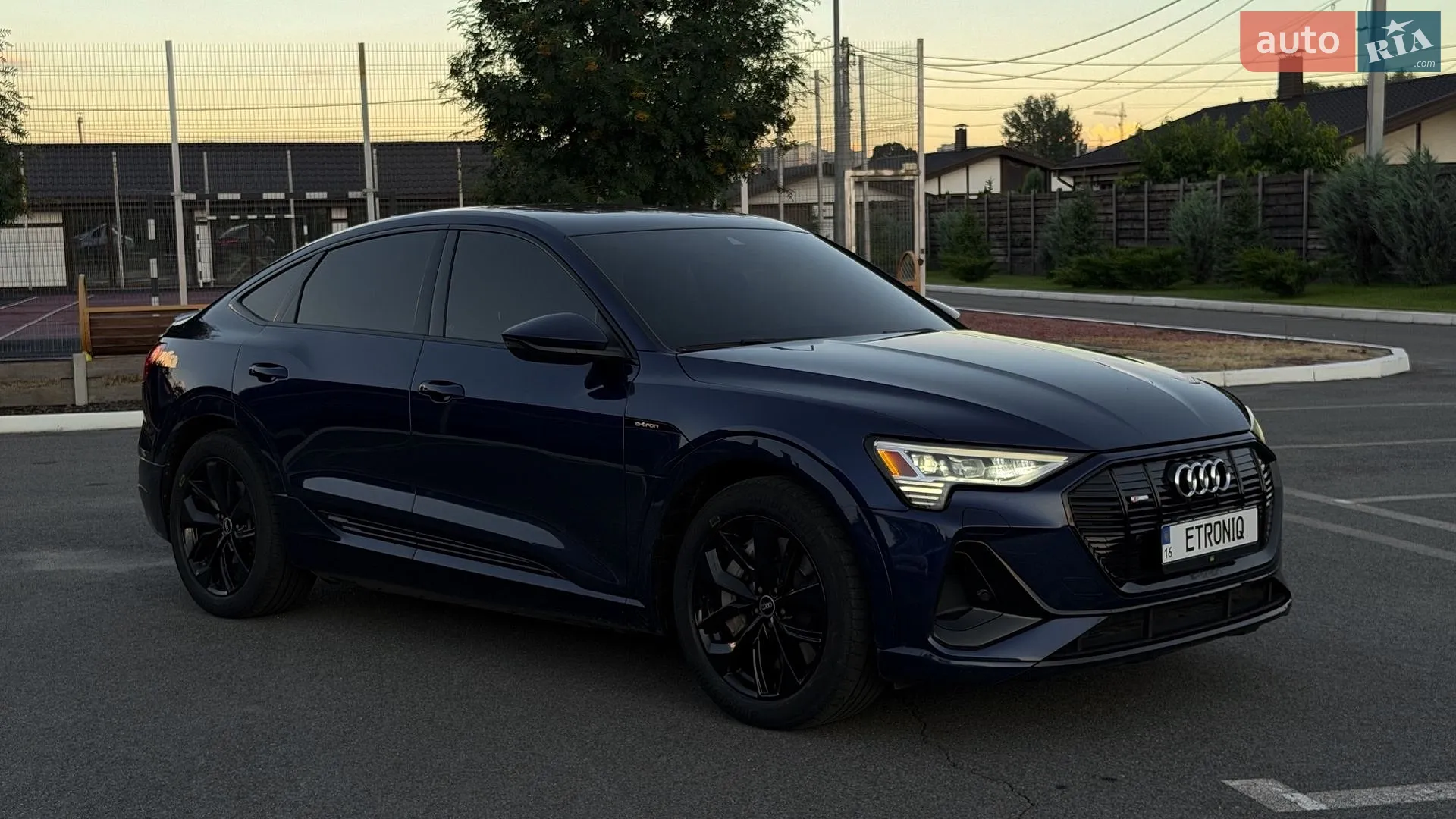 2020 Audi e-tron - мініатюра 3