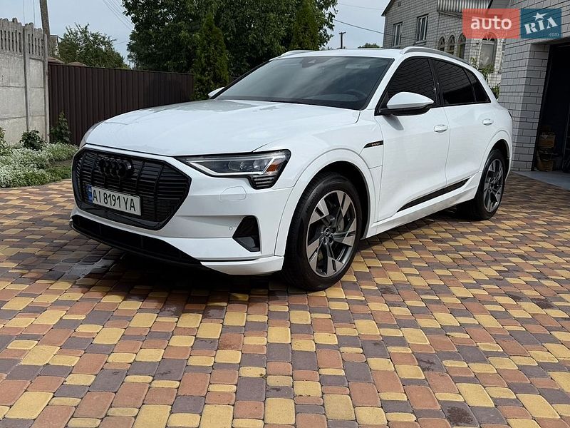 Внедорожник / Кроссовер Audi e-tron 2020 в Березане фото Внедорожник / Кроссовер Audi e-tron 2020 в Березане
