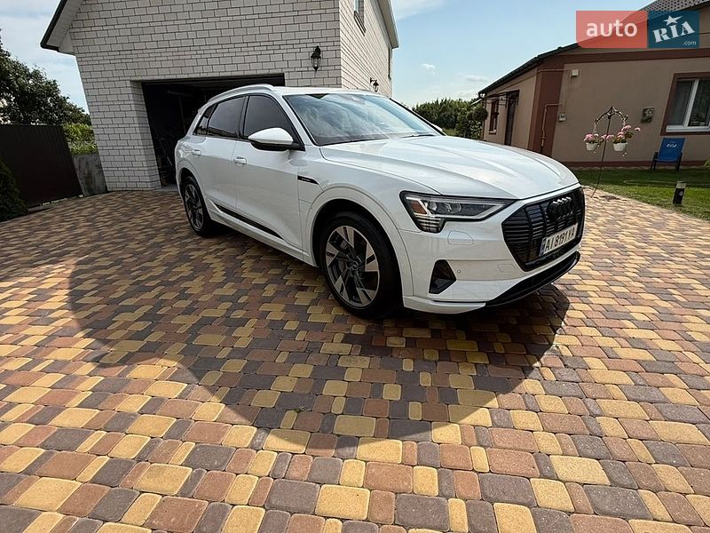 Внедорожник / Кроссовер Audi e-tron 2020 в Березане фото 2 Внедорожник / Кроссовер Audi e-tron 2020 в Березане