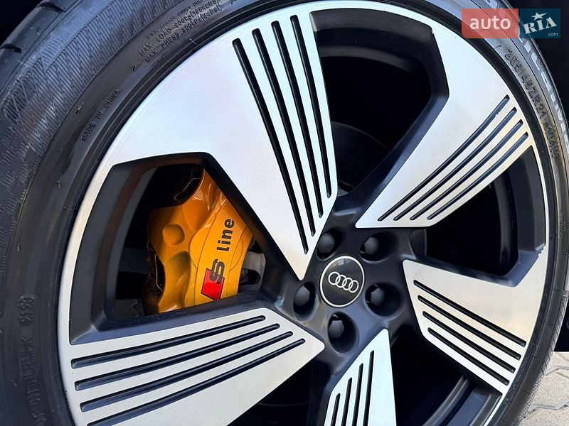 Внедорожник / Кроссовер Audi e-tron 2022 в Хмельницком фото 19 Внедорожник / Кроссовер Audi e-tron 2022 в Хмельницком