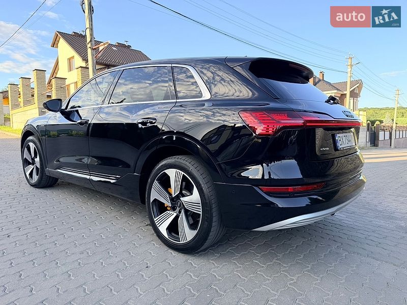 Внедорожник / Кроссовер Audi e-tron 2022 в Хмельницком фото 22 Внедорожник / Кроссовер Audi e-tron 2022 в Хмельницком