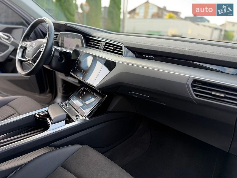 Внедорожник / Кроссовер Audi e-tron 2022 в Хмельницком фото 47 Внедорожник / Кроссовер Audi e-tron 2022 в Хмельницком