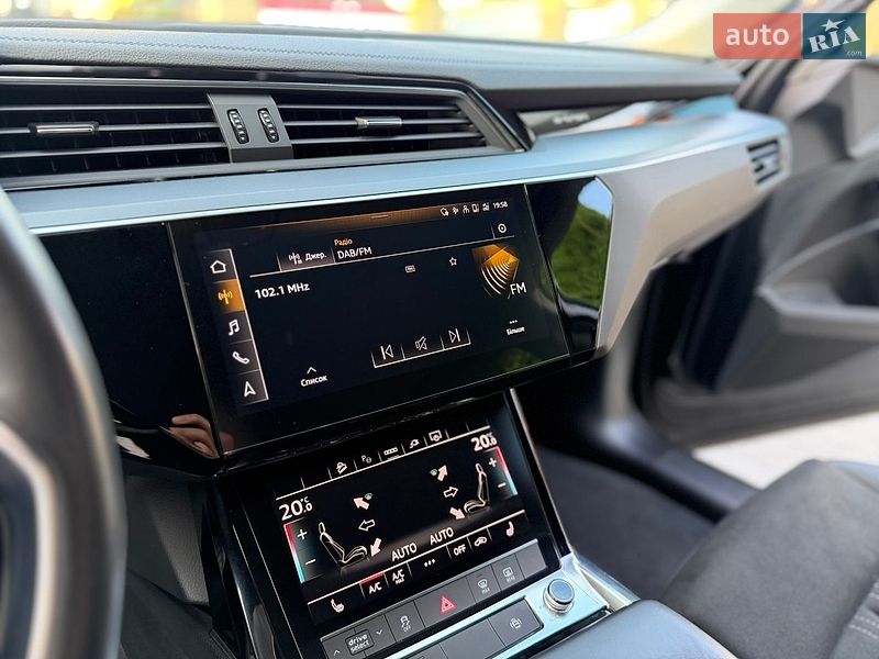 Внедорожник / Кроссовер Audi e-tron 2022 в Хмельницком фото 73 Внедорожник / Кроссовер Audi e-tron 2022 в Хмельницком