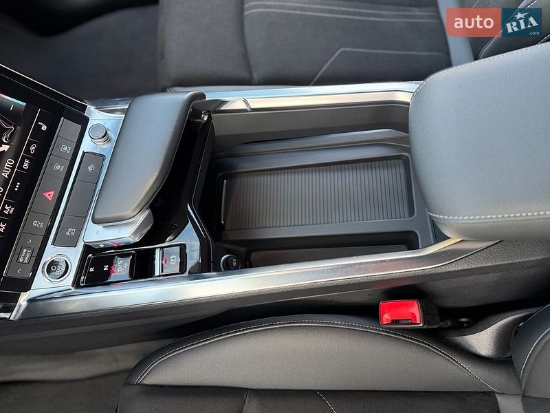 Внедорожник / Кроссовер Audi e-tron 2022 в Хмельницком фото 75 Внедорожник / Кроссовер Audi e-tron 2022 в Хмельницком
