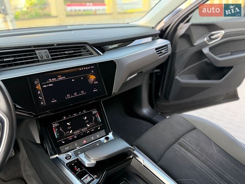 Внедорожник / Кроссовер Audi e-tron 2022 в Хмельницком фото 78 Внедорожник / Кроссовер Audi e-tron 2022 в Хмельницком