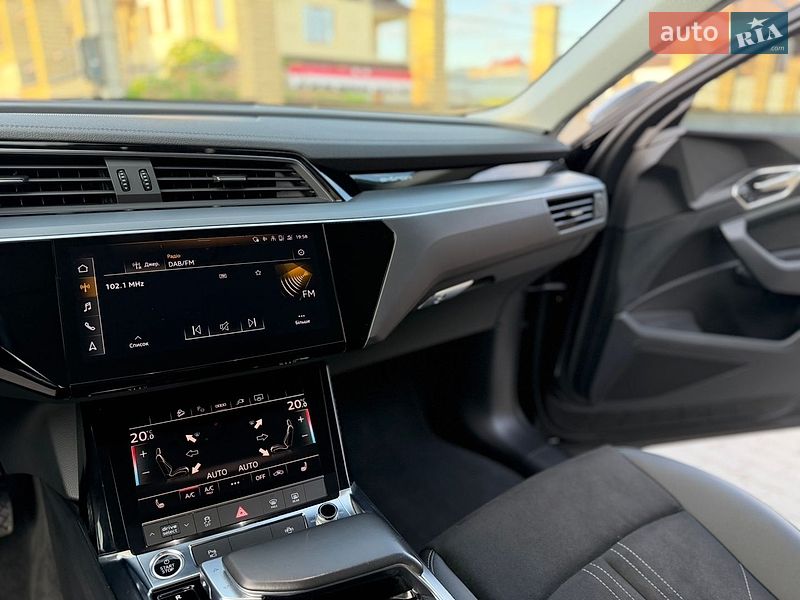Внедорожник / Кроссовер Audi e-tron 2022 в Хмельницком фото 83 Внедорожник / Кроссовер Audi e-tron 2022 в Хмельницком