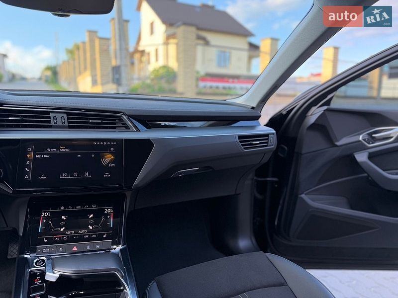 Внедорожник / Кроссовер Audi e-tron 2022 в Хмельницком фото 86 Внедорожник / Кроссовер Audi e-tron 2022 в Хмельницком