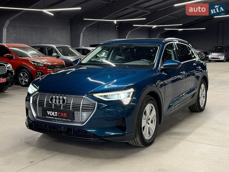 Внедорожник / Кроссовер Audi e-tron 2019 в Владимире