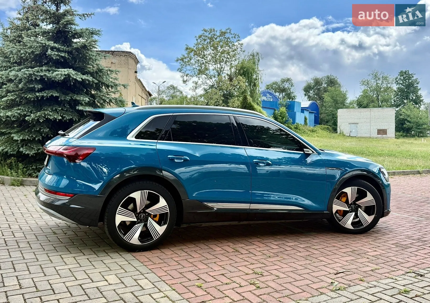 2019 Audi e-tron - мініатюра 7