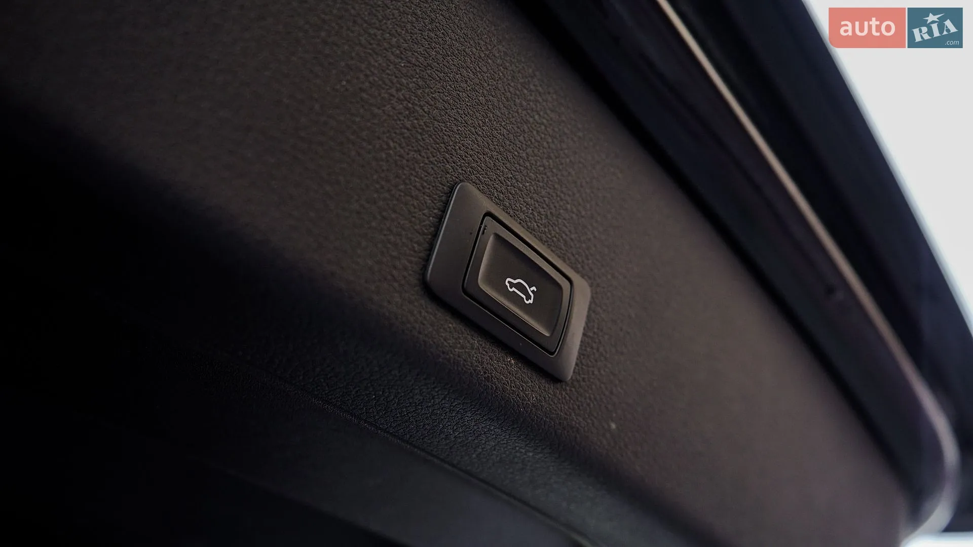 2019 Audi e-tron - мініатюра 32