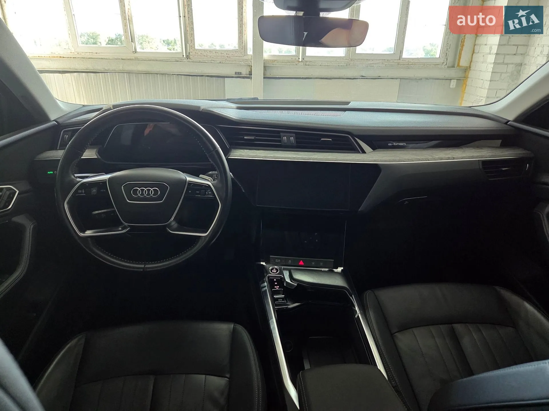 2021 Audi e-tron - мініатюра 28