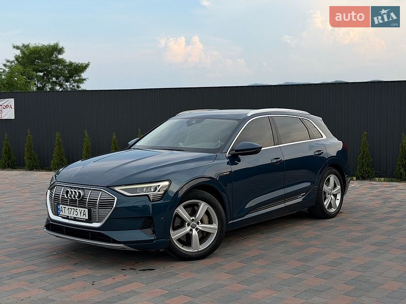Внедорожник / Кроссовер Audi e-tron 2019 в Болехове