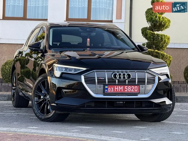 Audi e-tron