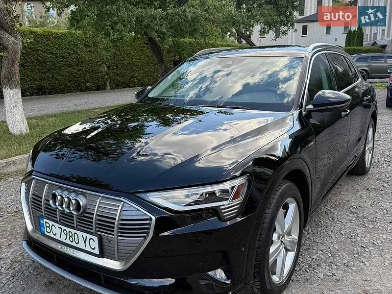 Audi e-tron
