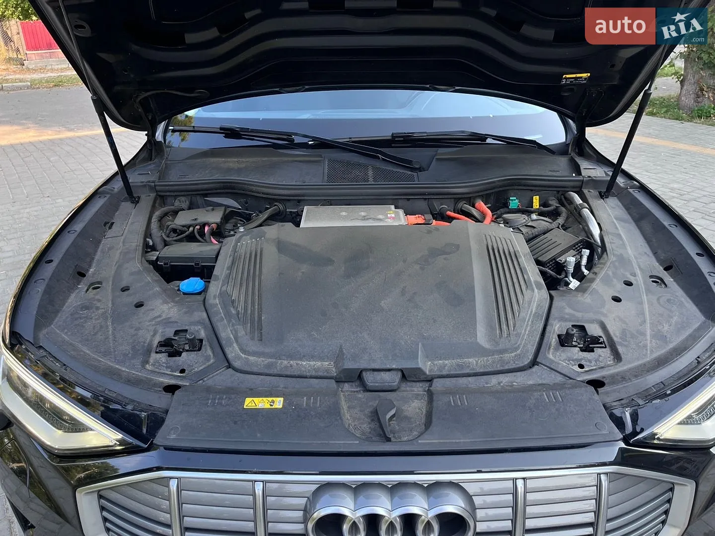 2019 Audi e-tron - мініатюра 20
