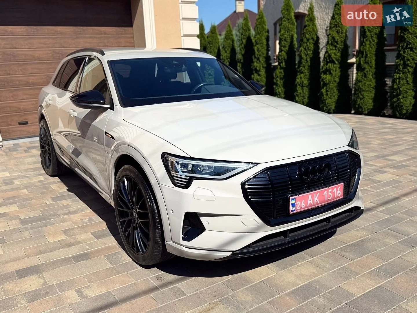 2019 Audi e-tron - мініатюра 3