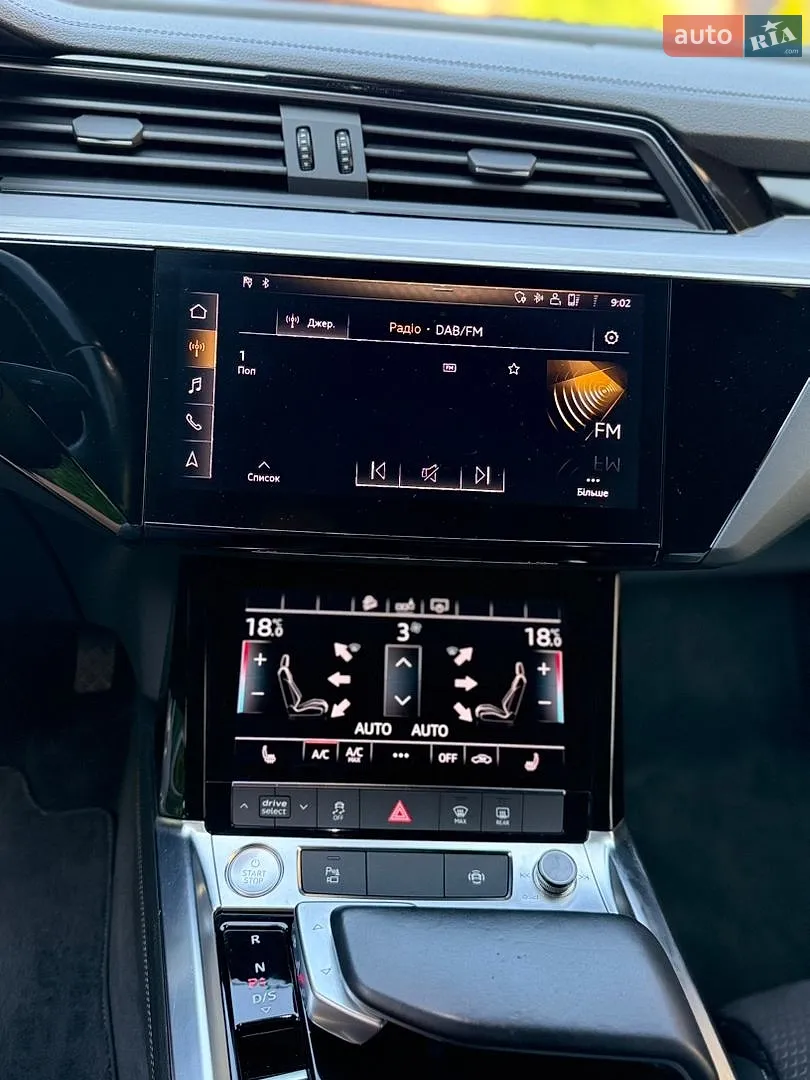 2019 Audi e-tron - мініатюра 44