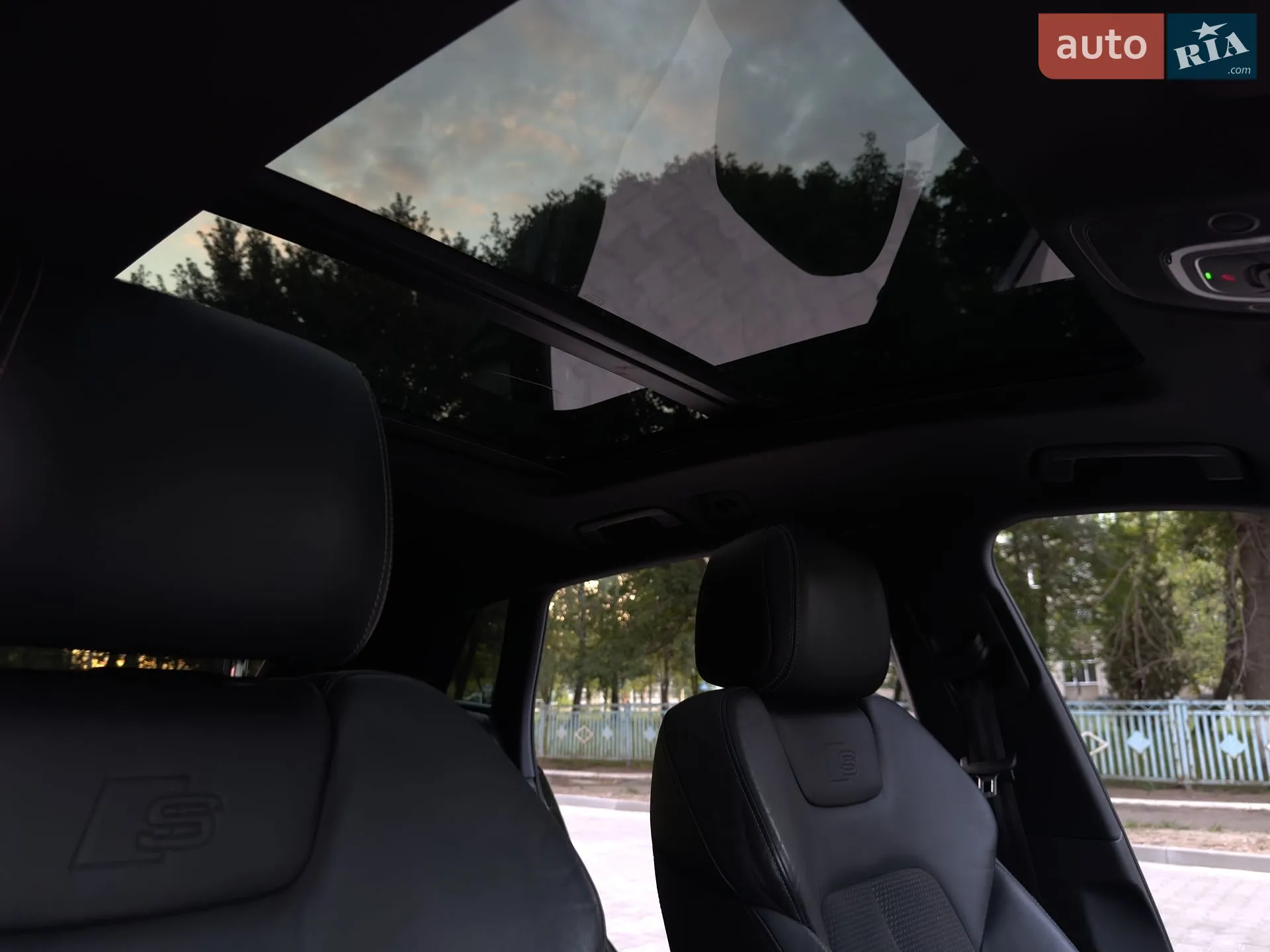 2019 Audi e-tron - мініатюра 14