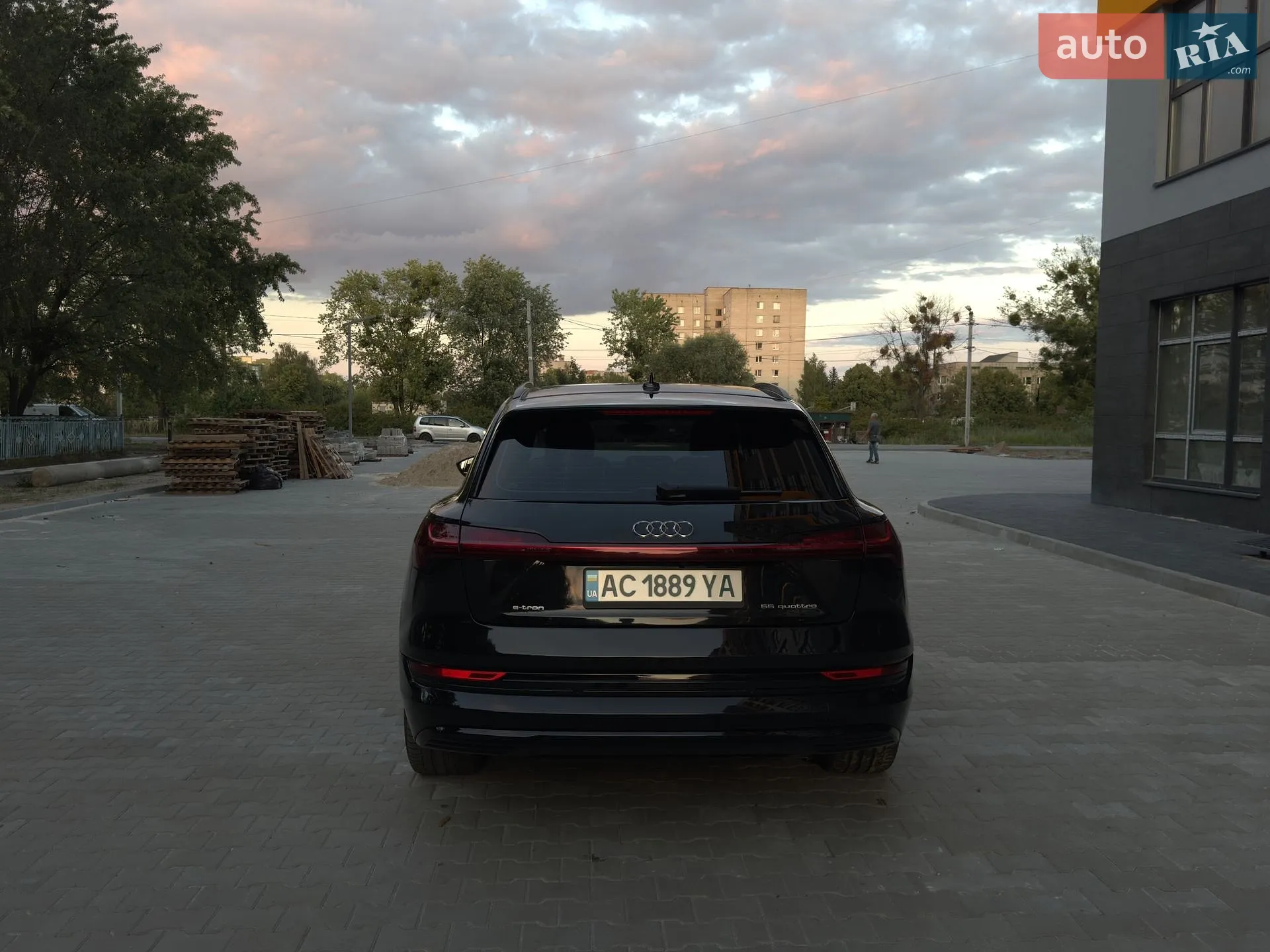 2019 Audi e-tron - мініатюра 5
