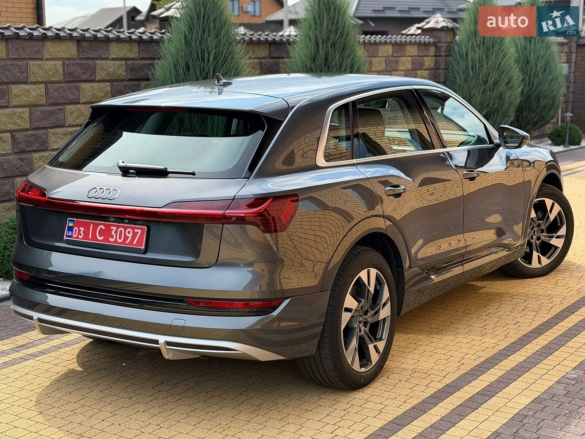 2022 Audi e-tron - мініатюра 9
