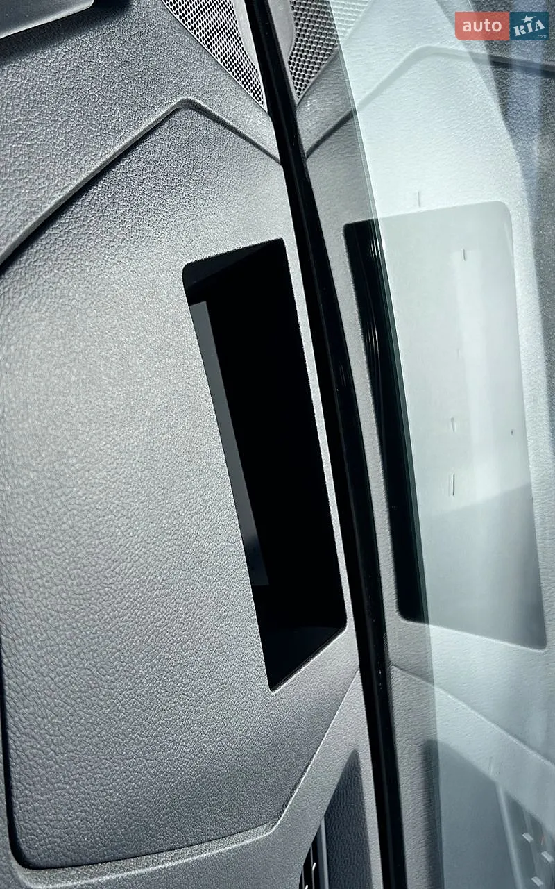 2019 Audi e-tron - мініатюра 25