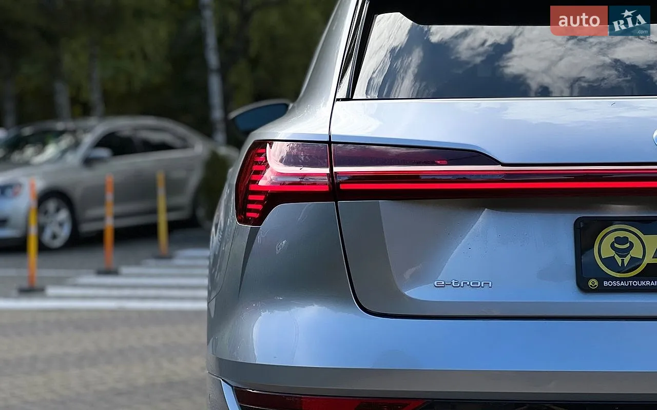 2019 Audi e-tron - мініатюра 37