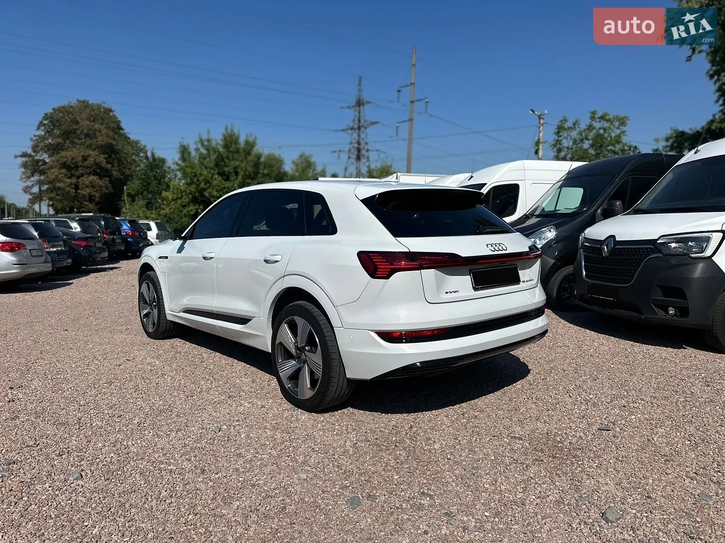 2019 Audi e-tron - мініатюра 12