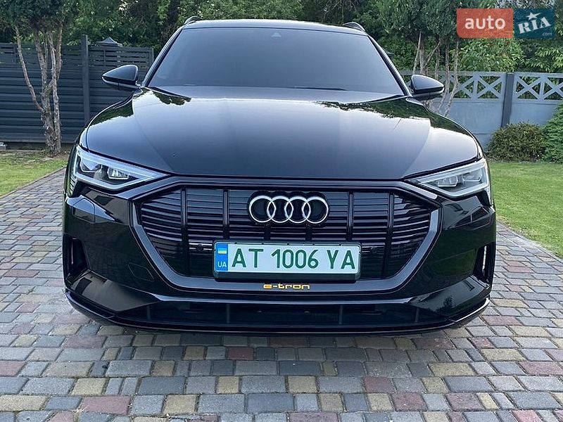 Позашляховик / Кросовер Audi e-tron 2019 в Надвірній